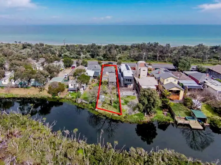 251+252 Nepean Highway, Seaford VIC 3198