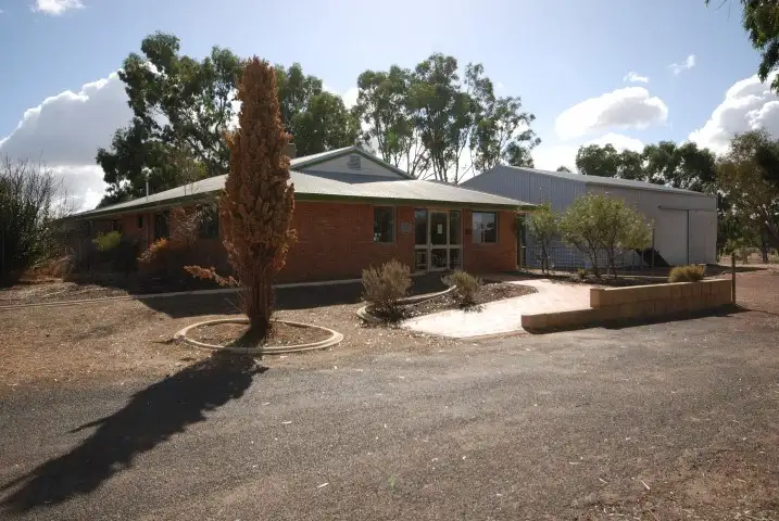 200 Earl Street, Narrogin WA 6312