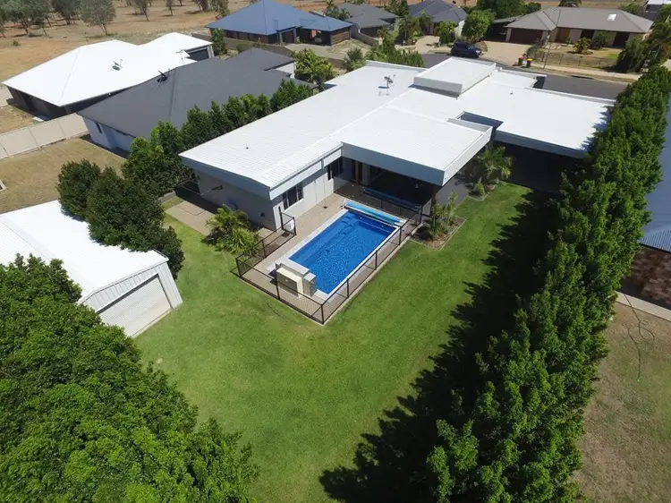 Second view of Homely house listing, 15 Morgan Place, Emerald QLD 4720