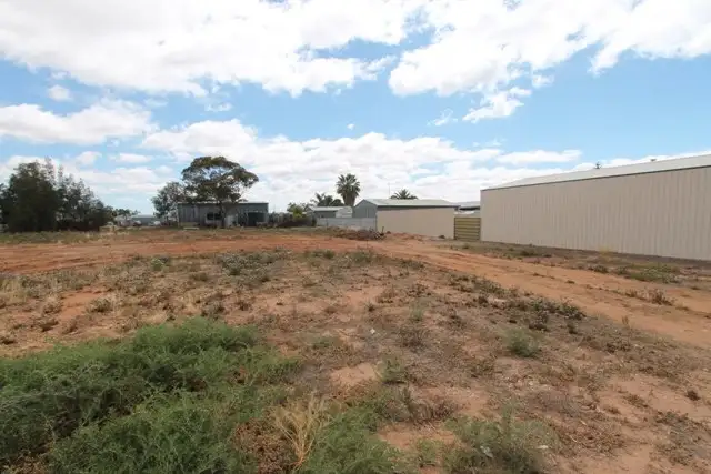 4 North Terrace, Cowell SA 5602