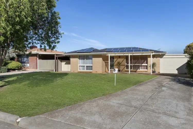 32 Currawong Crescent, Modbury Heights SA 5092