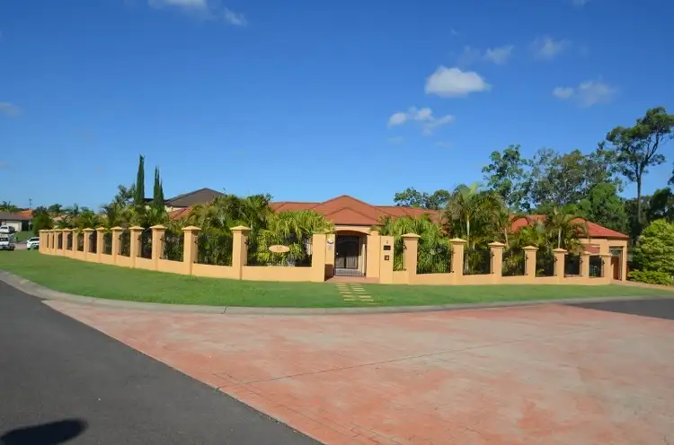 2 Bolton Abbey Close, Arundel QLD 4214