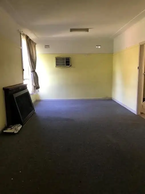 Fifth view of Homely house listing, 10 Charles Rigg Avenue, Parkes NSW 2870