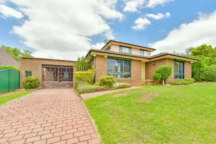 3 Squeers Place, Ambarvale NSW 2560
