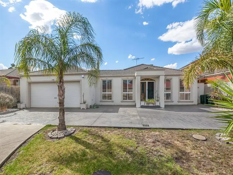 Main view of Homely house listing, 7 Middle Court, Thomastown VIC 3074