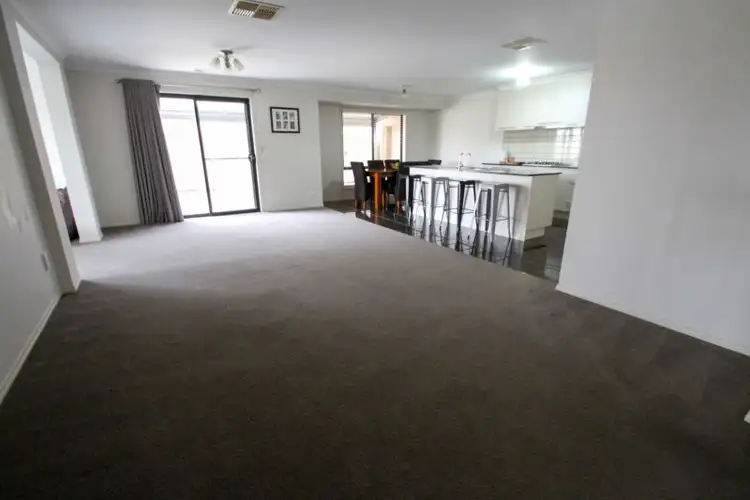 Sixth view of Homely house listing, 14 Josephine Court, Cobram VIC 3644