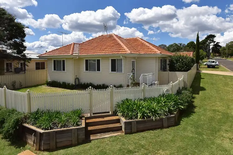 252 Hume Street, South Toowoomba QLD 4350