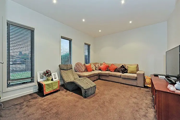 Fifth view of Homely townhouse listing, 1/17 Central Avenue, Thomastown VIC 3074