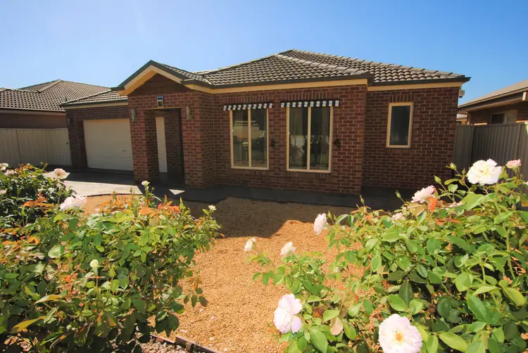 79 Clifton Boulevard, Griffith NSW 2680