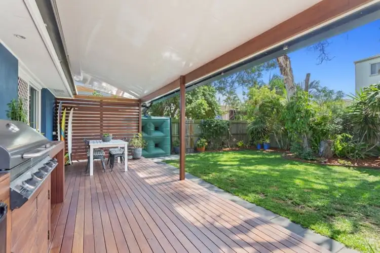 2/85 Sunshine Parade, Miami QLD 4220