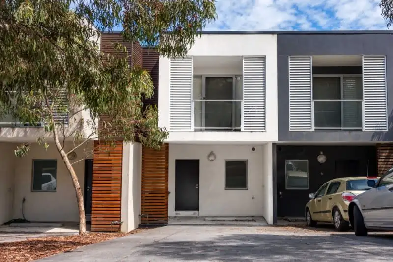 Main view of Homely townhouse listing, 8 Waxflower Crescent, Bundoora VIC 3083