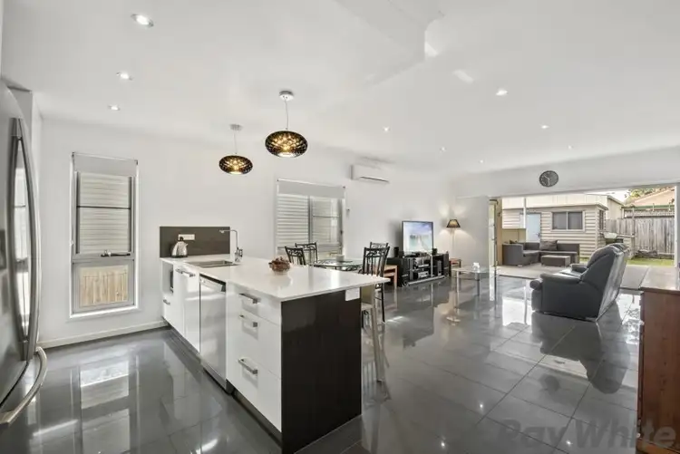 Sixth view of Homely house listing, 156 Elizabeth Avenue, Clontarf QLD 4019