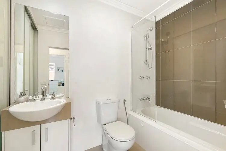 Sixth view of Homely apartment listing, 15/11-13 Holborn Avenue, Dee Why NSW 2099