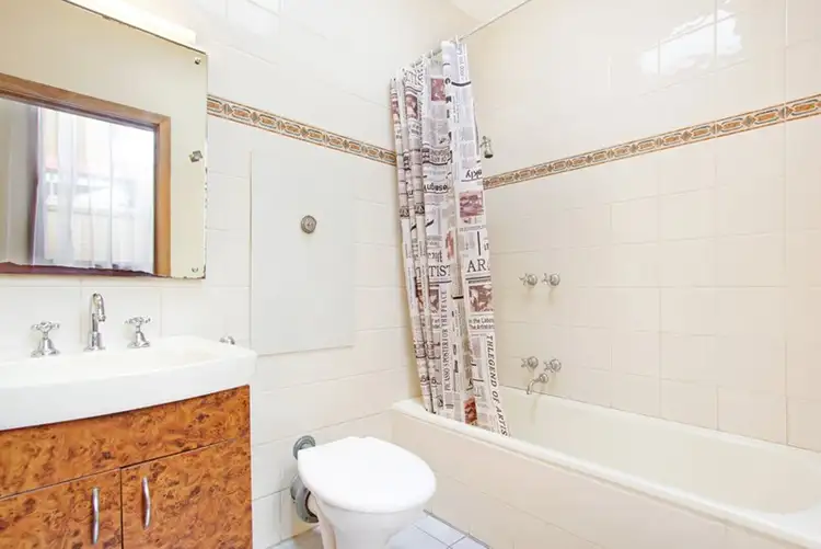 Seventh view of Homely house listing, 5 Leonard Court, Doncaster VIC 3108