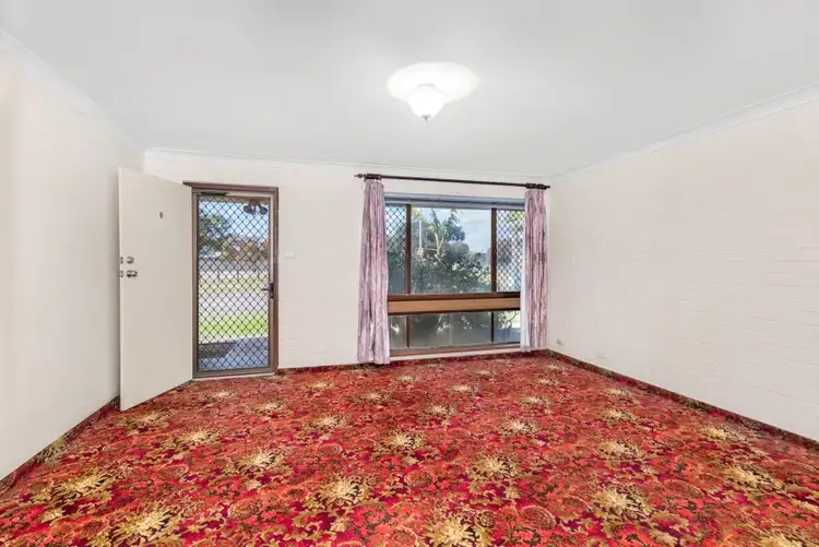 Second view of Homely house listing, 8/125 Railway Street, Bluff Point WA 6530