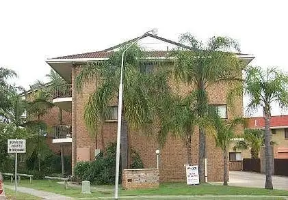 Second view of Homely unit listing, 6/13 Christina Court, Mermaid Waters QLD 4218