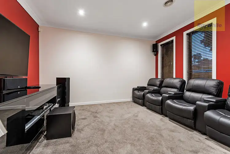 Seventh view of Homely house listing, 8 Mosman Way, Craigieburn VIC 3064