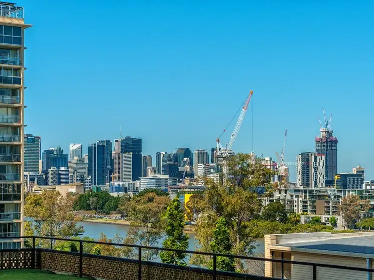 2/42 Dunmore Terrace, Auchenflower QLD 4066