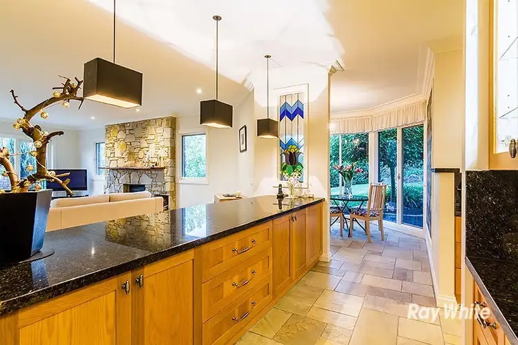 Seventh view of Homely house listing, 2 Oakridge Close, Lysterfield South VIC 3156