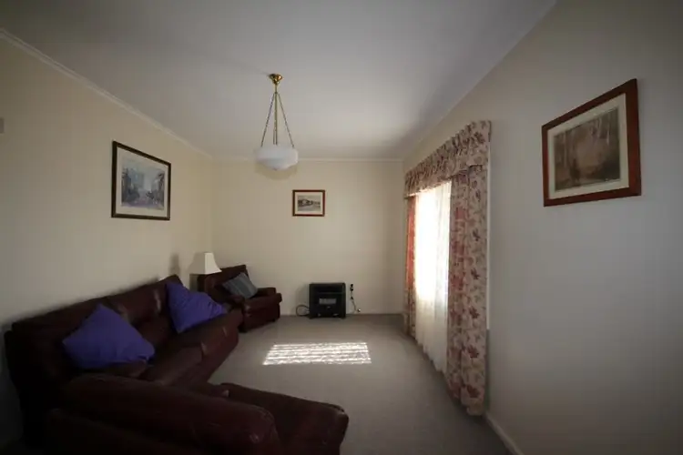 Second view of Homely house listing, 4 Buckley Crescent, Oberon NSW 2787