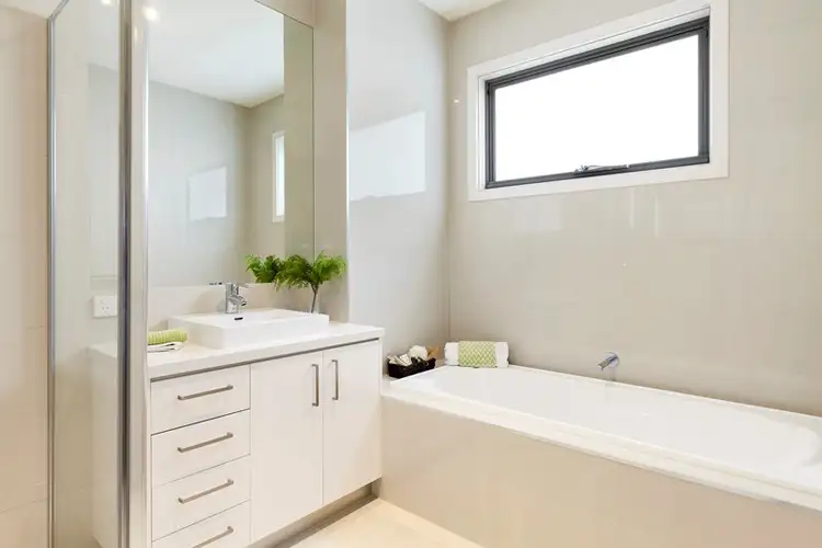 Seventh view of Homely townhouse listing, 2/34 Golf Links Avenue, Oakleigh VIC 3166