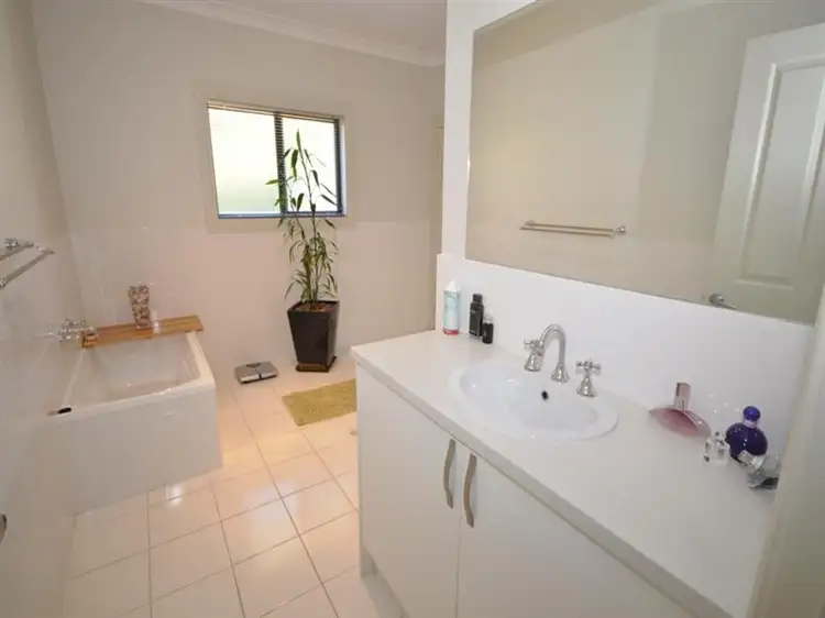 Seventh view of Homely house listing, 5 Brambley Lane, Craigmore SA 5114