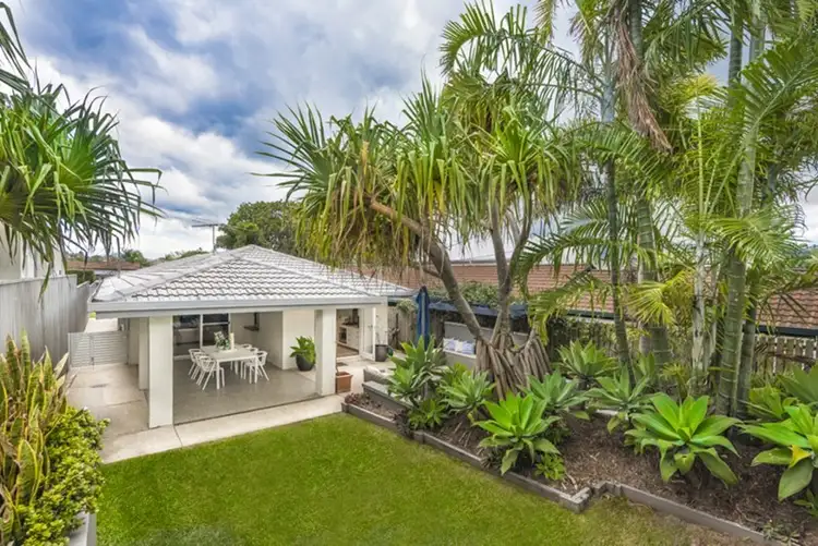 8 Doncaster Street, Hendra QLD 4011