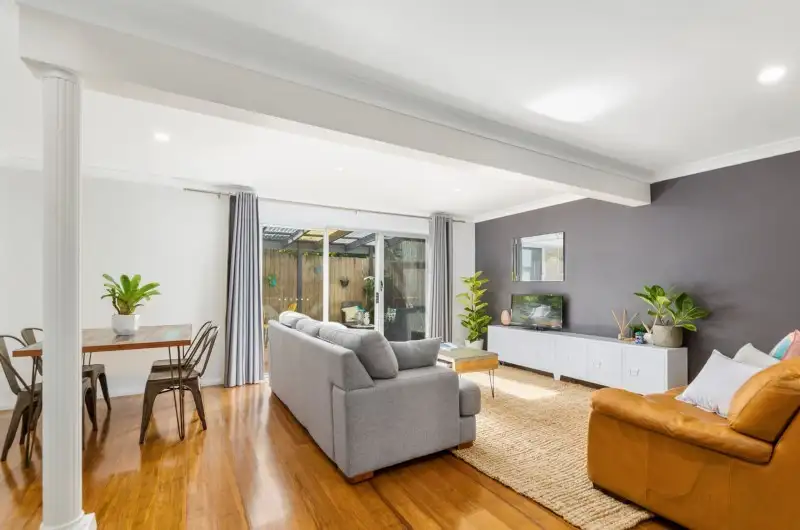Main view of Homely townhouse listing, 1/39 Franklin Avenue, Bulli NSW 2516