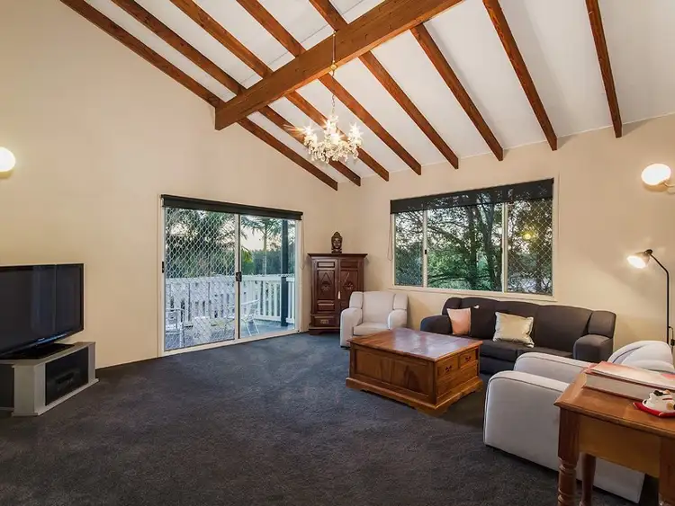 Seventh view of Homely house listing, 3 Tarbert Close, Merrimac QLD 4226