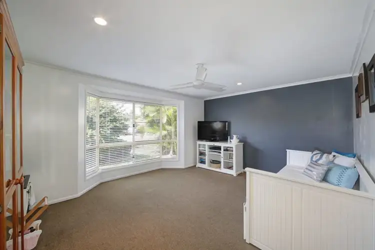 Second view of Homely house listing, 2 Majestic Place, Coral Cove QLD 4670