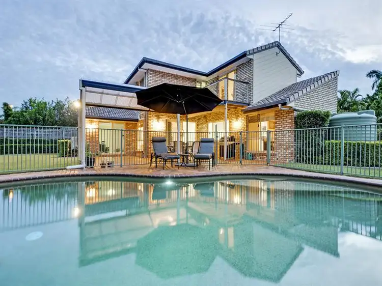 7 Baikal Place, Westlake QLD 4074