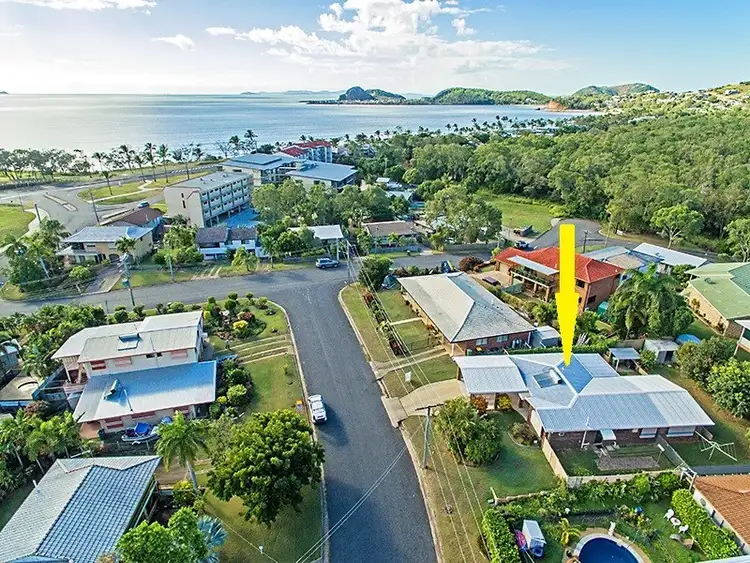 Main view of Homely house listing, 3 Seahorse Crescent, Lammermoor QLD 4703