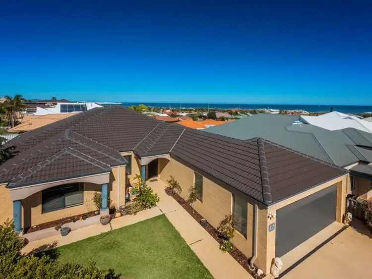 12 Seaview Boulevard, Wandina WA 6530