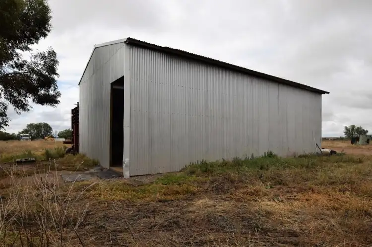 75 Grove Road, Quorn SA 5433