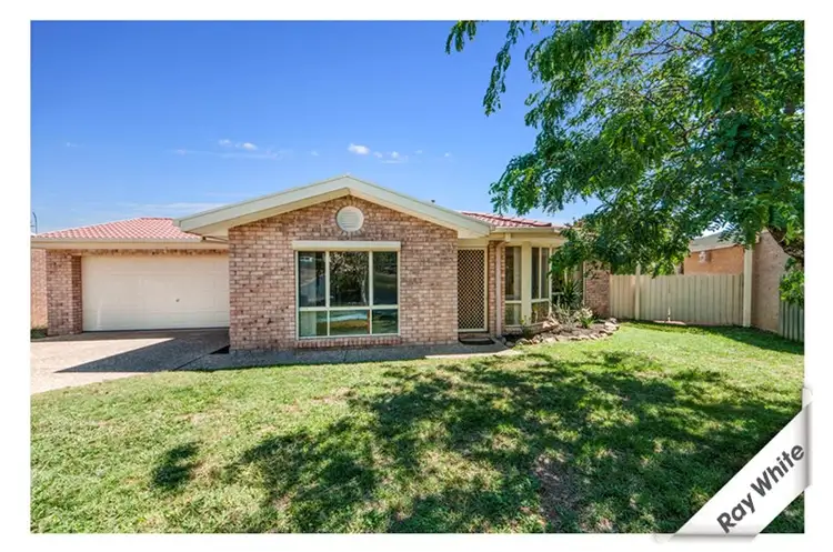 12 Syron Place, Ngunnawal ACT 2913