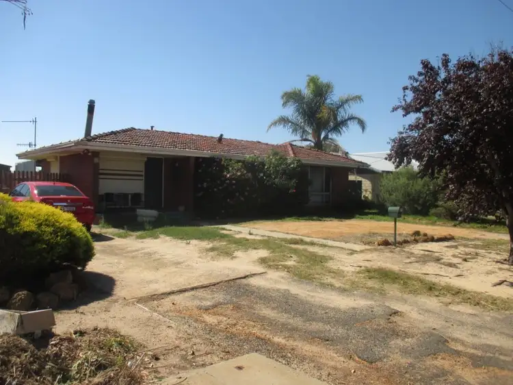 15 Marri Drive, Katanning WA 6317