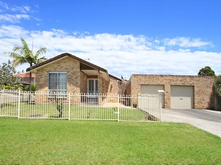 Second view of Homely house listing, 84 O'Donnell Drive, Figtree NSW 2525