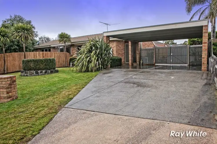 4 Airlie Court, Langwarrin VIC 3910