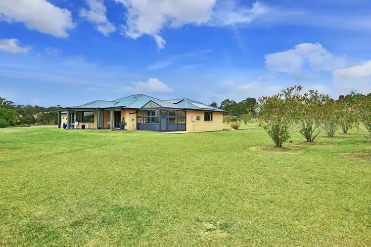 15 Wirrah Close, Nowra Hill NSW 2540