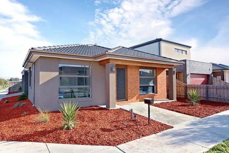 1 Persimmon Way, Doreen VIC 3754
