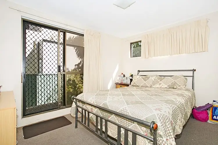 Fourth view of Homely unit listing, 2 'Cascade Lodge' 16 Rosewood Avenue, Broadbeach QLD 4218