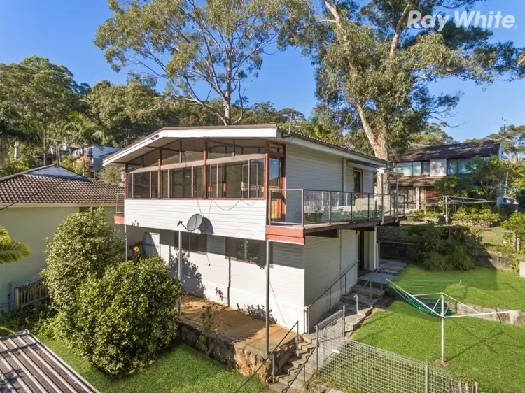 8 Moray Parade, Saratoga NSW 2251