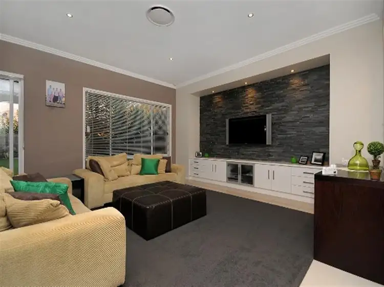 Second view of Homely house listing, 33 Nioka Drive, Highfields QLD 4352