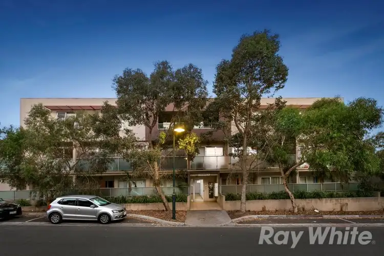 15/213 Normanby Road, Notting Hill VIC 3168