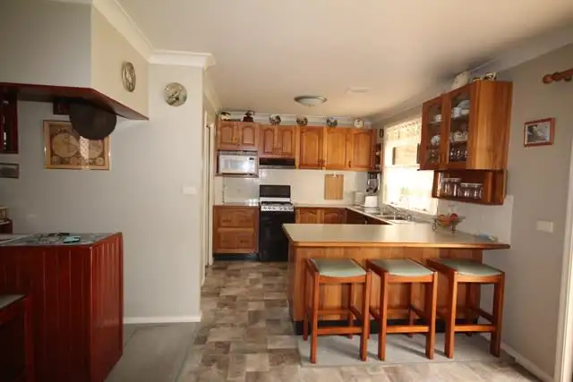 Sixth view of Homely house listing, 8 Glyndwr Avenue, Oberon NSW 2787