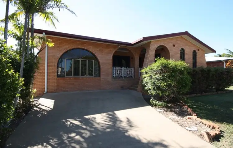 20 Tenth Street, Home Hill QLD 4806