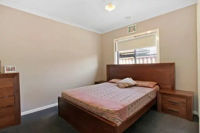 Seventh view of Homely house listing, 14 Zaika Close, Lalor VIC 3075