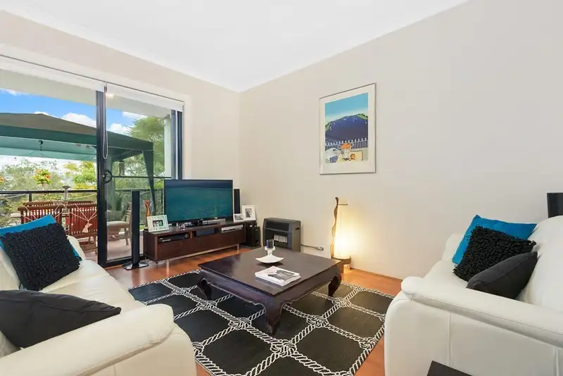 Main view of Homely unit listing, 20/1-5 The Crescent, Dee Why NSW 2099