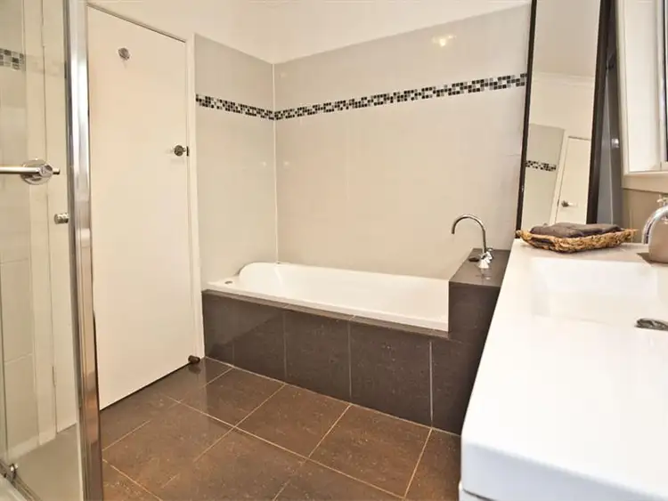 Seventh view of Homely house listing, 5 Huntingdale Road, Chadstone VIC 3148