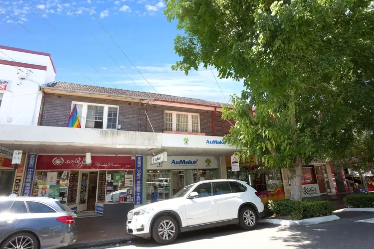 235 Rowe Street